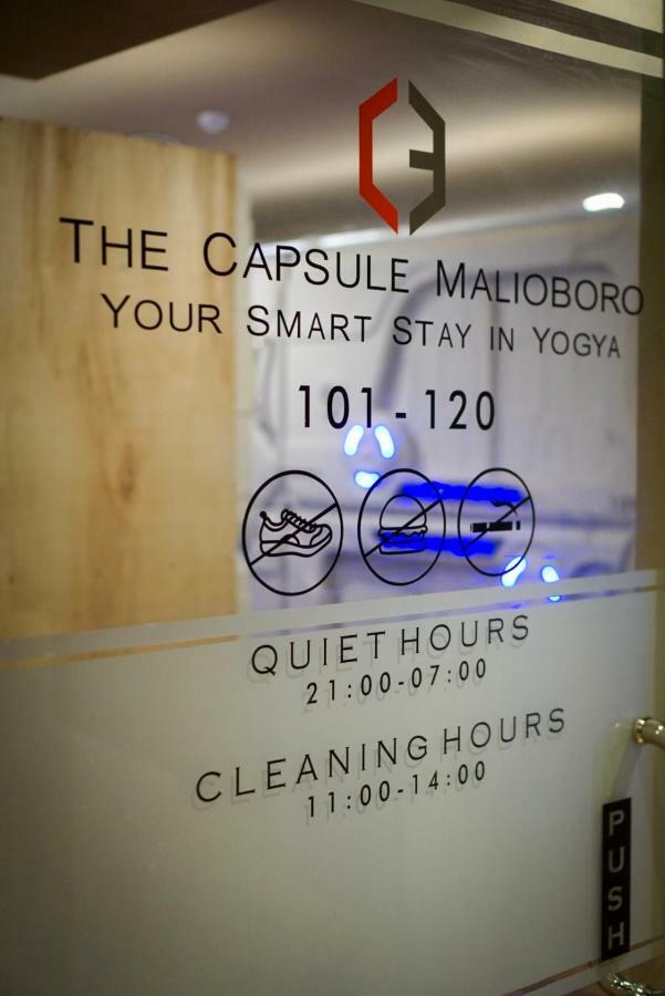 The Capsule Malioboro Hostel Yogyakarta Kültér fotó